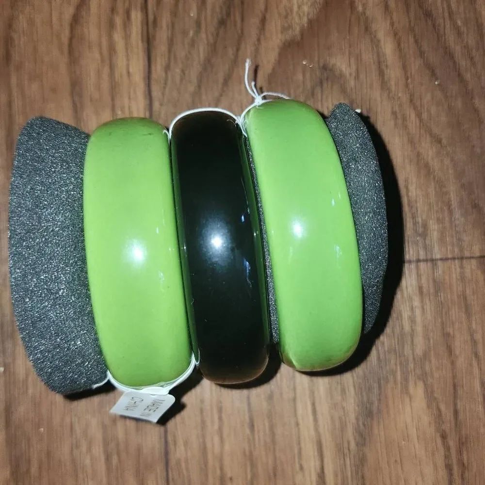 3 pc set resin bangle bracelets